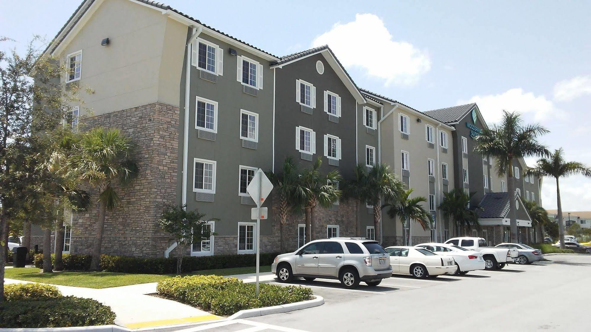 Extended Stay America Select Suites - Fort Lauderdale - Airport - West Davie Εξωτερικό φωτογραφία